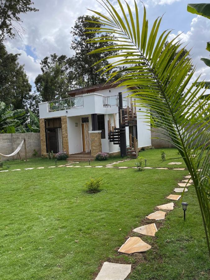 דירות ארושה Tiny House With Amazing View מראה חיצוני תמונה