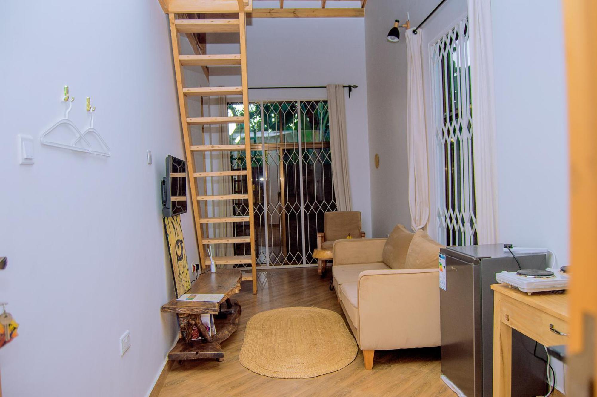 דירות ארושה Tiny House With Amazing View מראה חיצוני תמונה